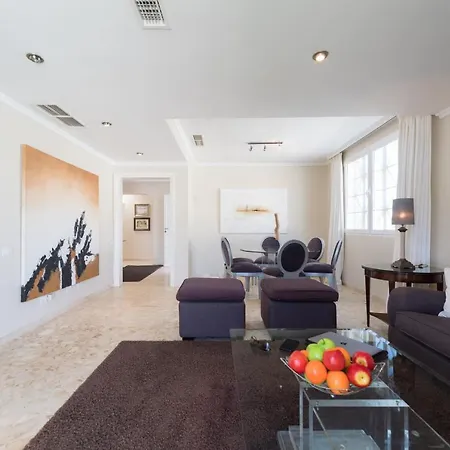 Casa Private Pool, Bbq And Private Parking בקתה